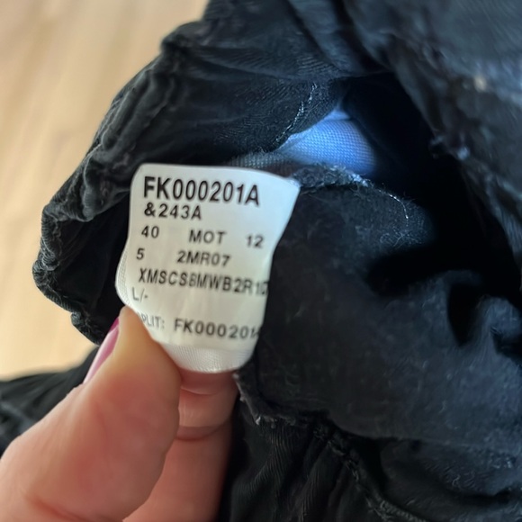 Chubbies Originals Stretch Short The Dark N’ Stormies 7” in Black - Picture 12 of 13